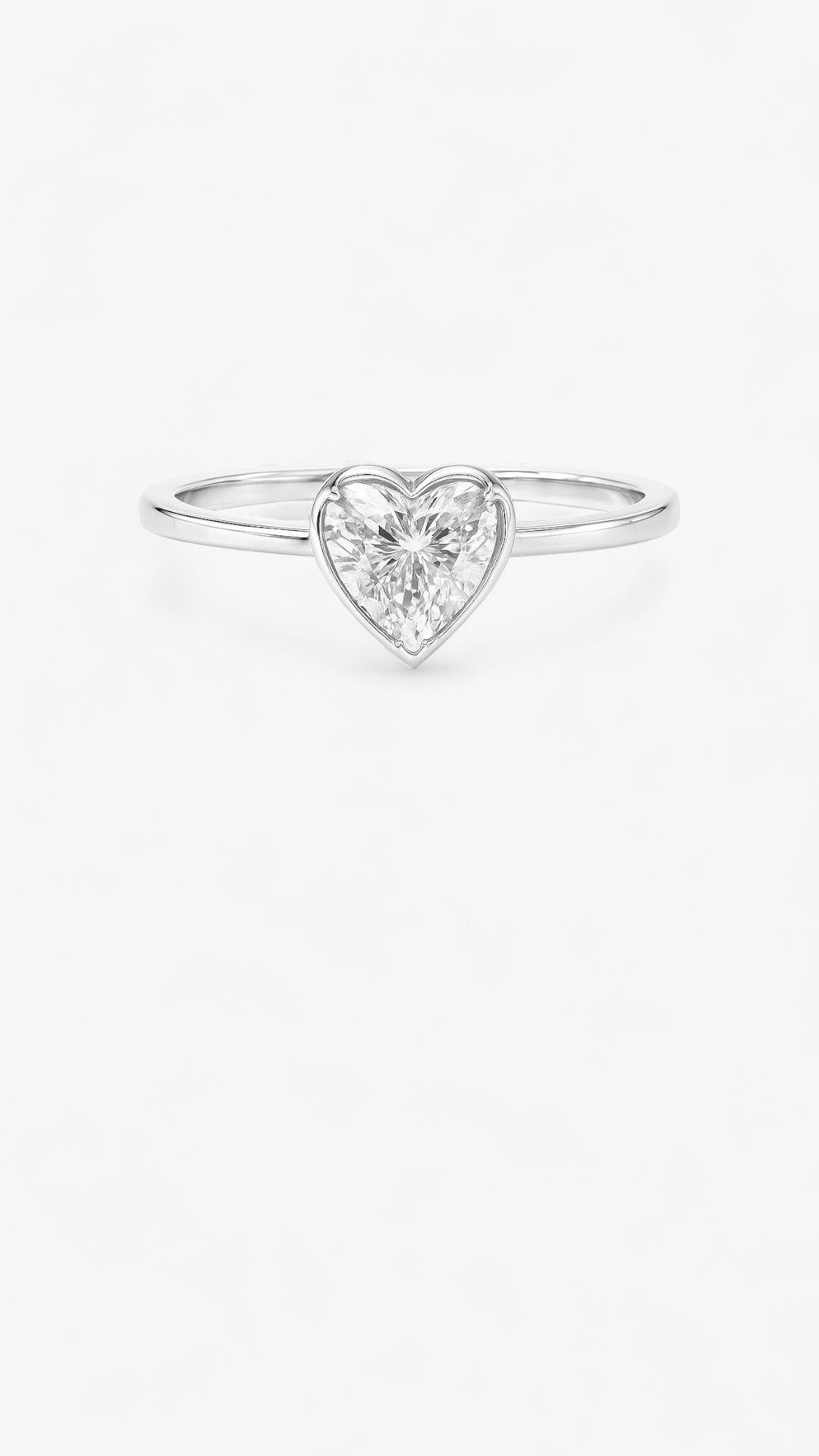 Anillo de corazón etéreo