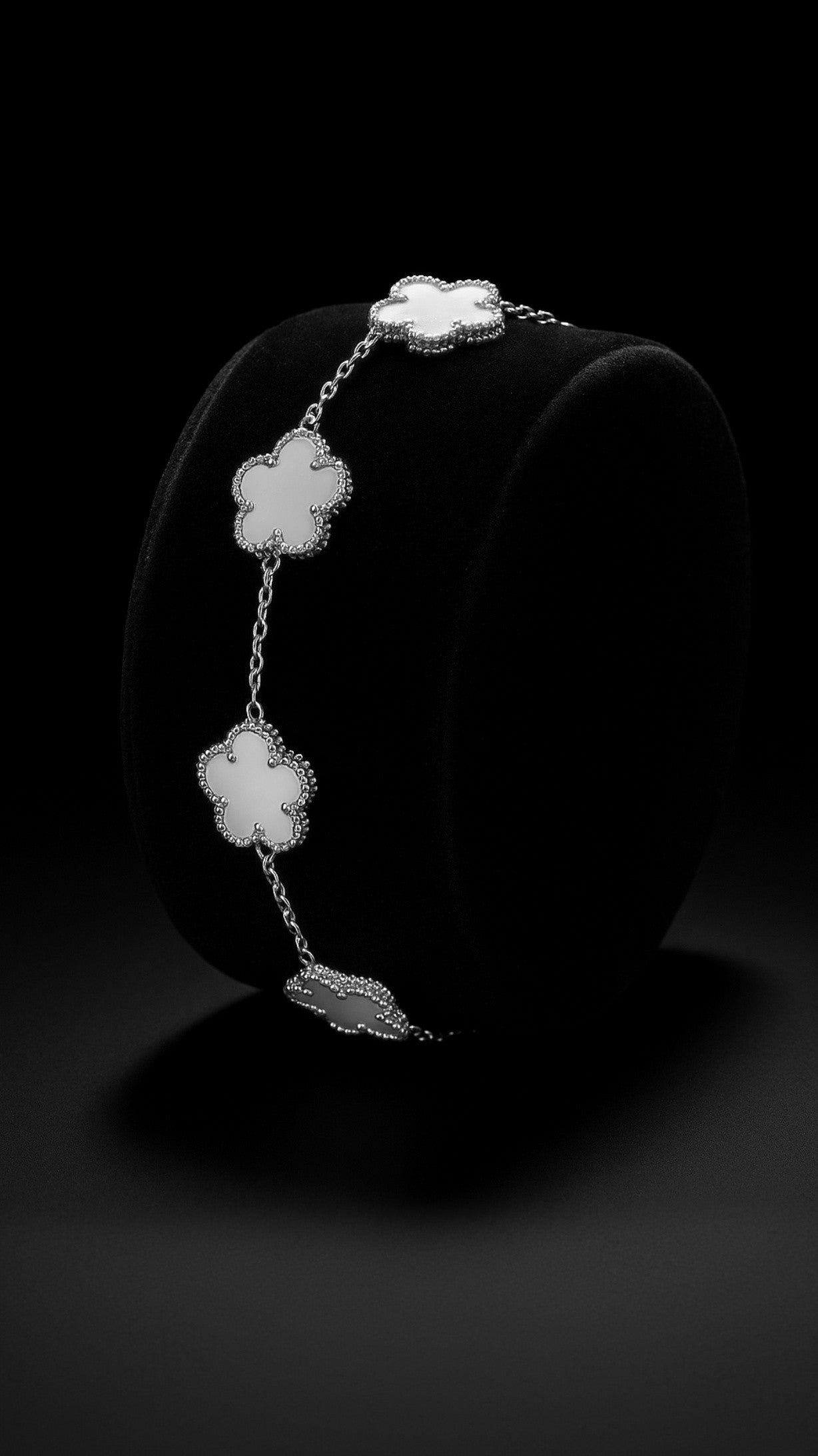 Divine Clover Bracelet