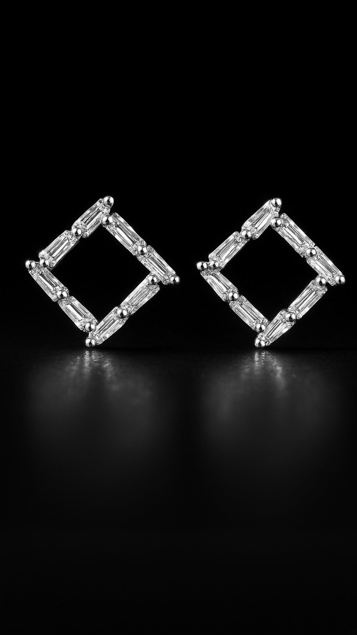 Timeless Refinement Earrings