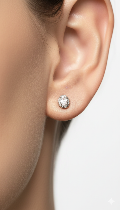 Graceful Capture Earrings