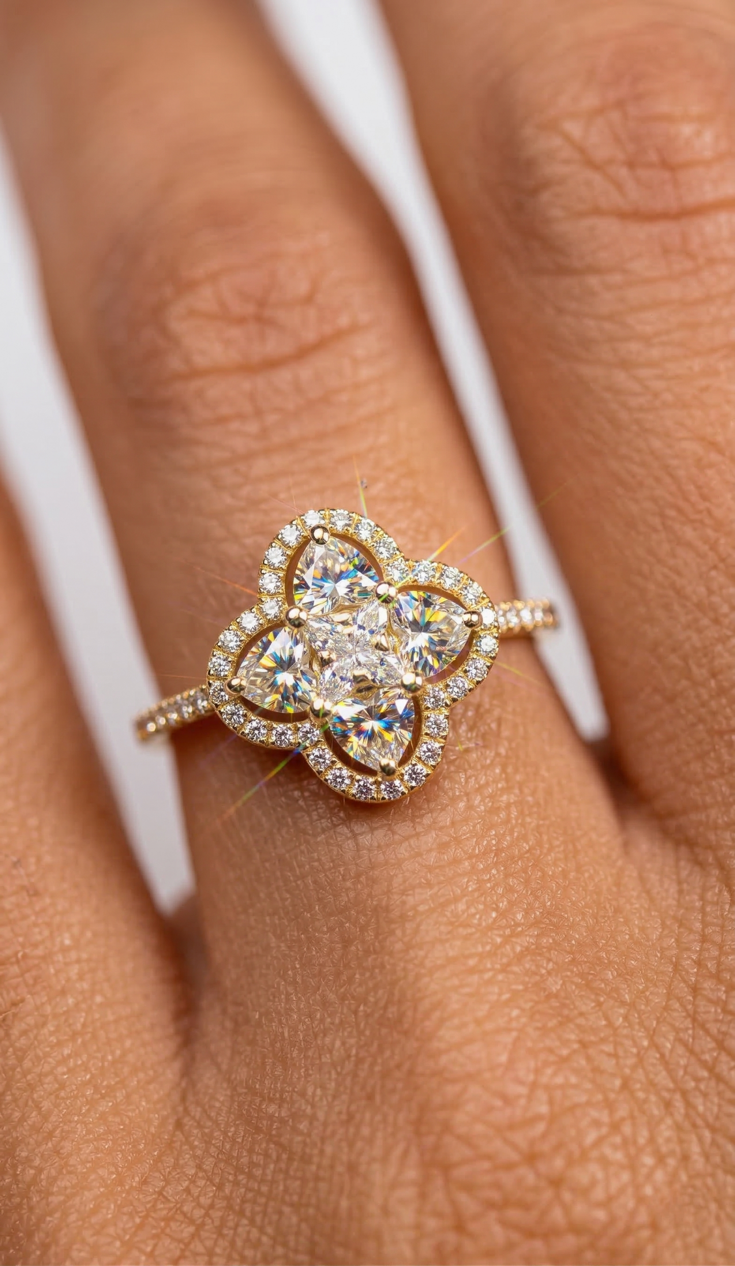 Clover Elegance Ring