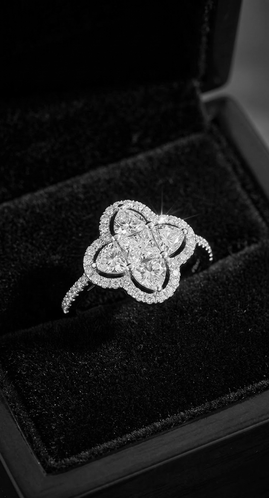 Clover Elegance Ring