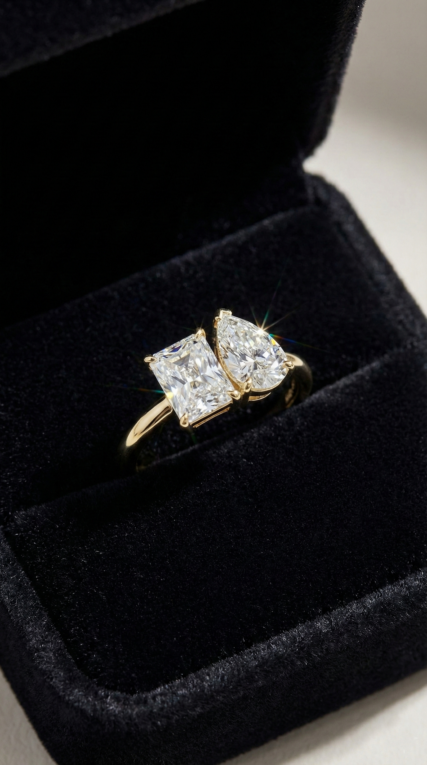 Glowing Luminary Ring