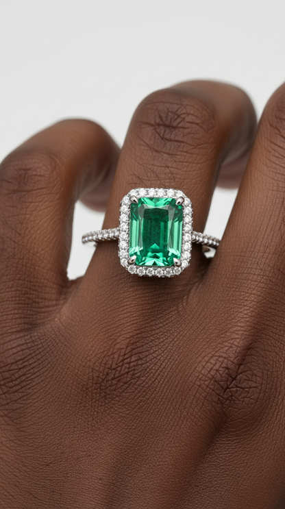 Emerald Majesty Ring