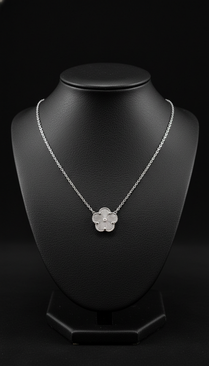Luxury Clover Necklace