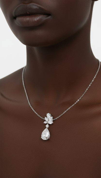 Elegance Veil Necklace