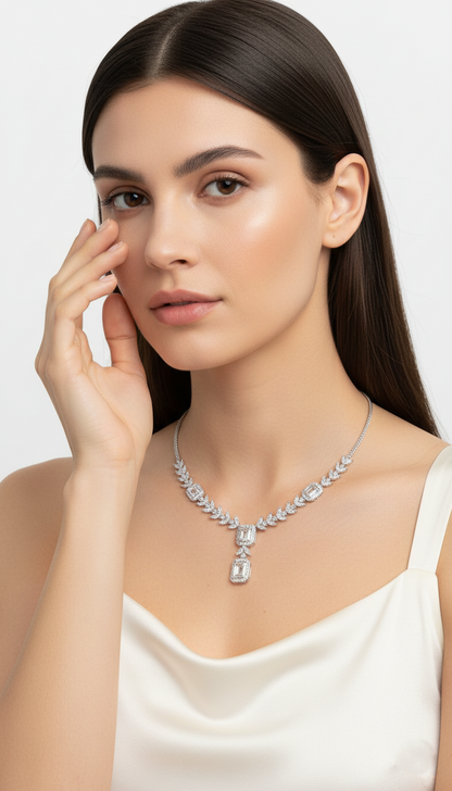 Lustre Royale Necklace