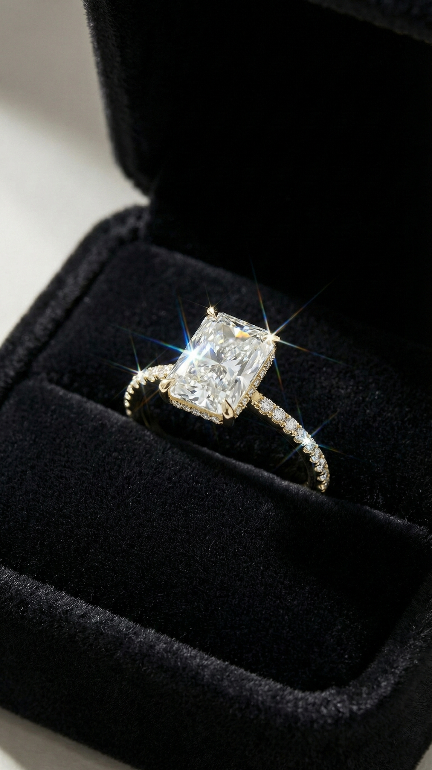 Glimmering Galaxy Ring