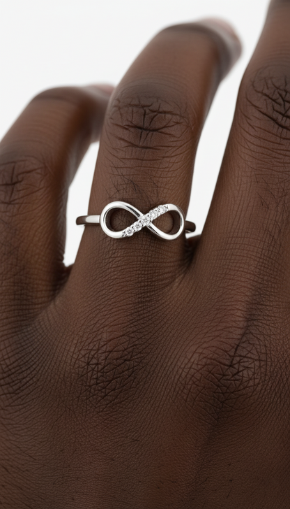 Oändlig Hängivenhet Ring