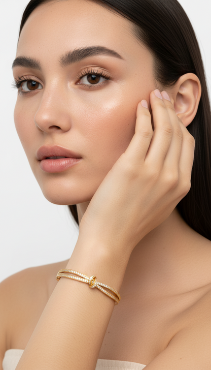 Eternal Hold Bracelet