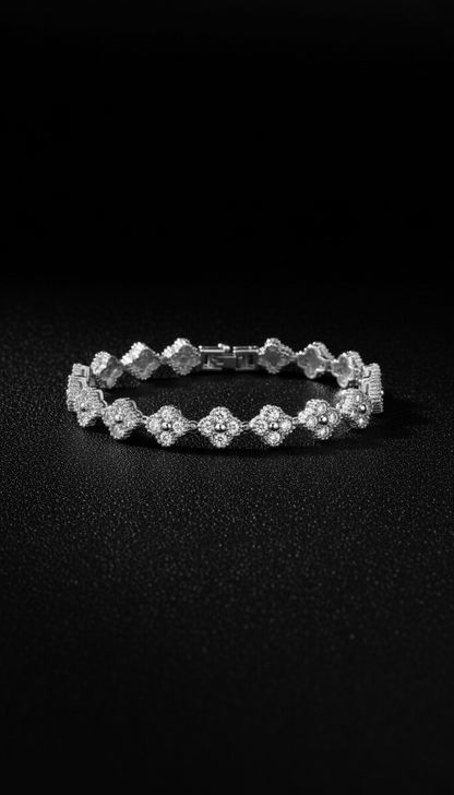 Clover Elegance Bracelet