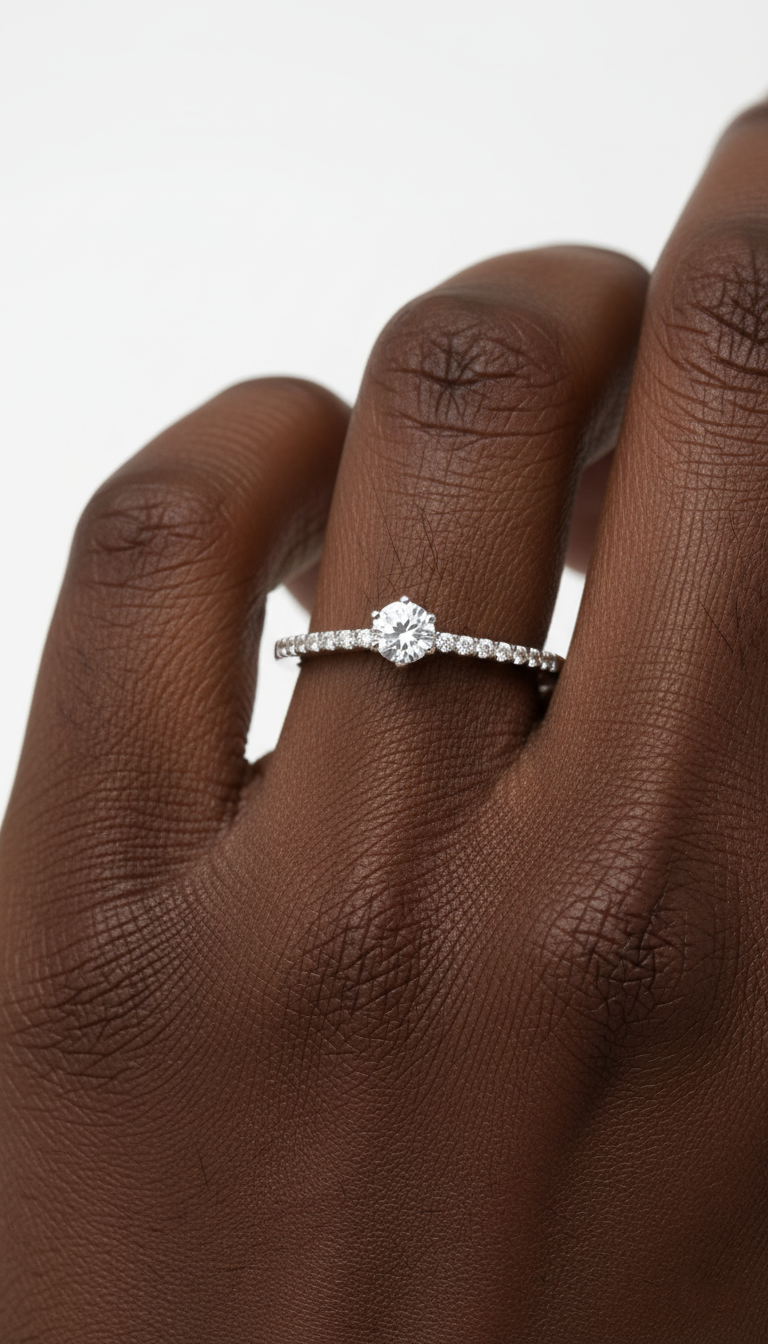 Anillo de cascada de diamantes