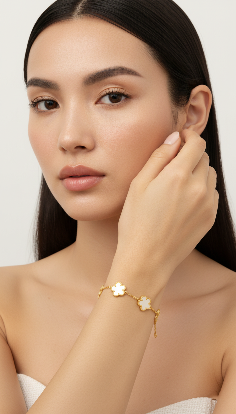 Divine Clover Bracelet