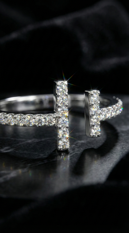 Queen’s Luster Ring