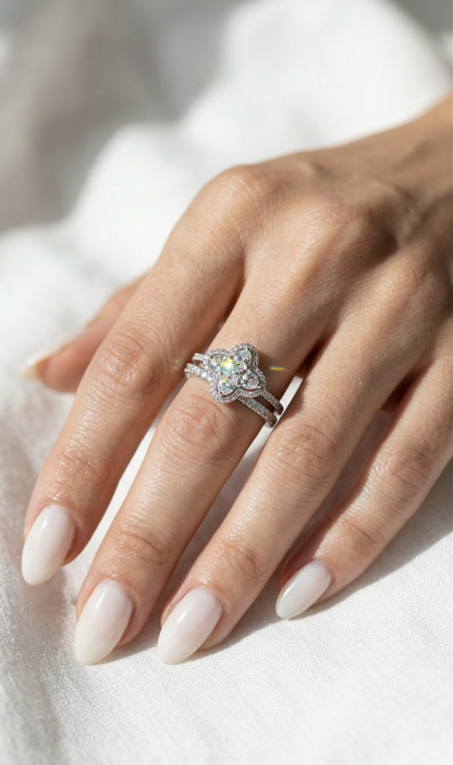 Clover Elegance Ring