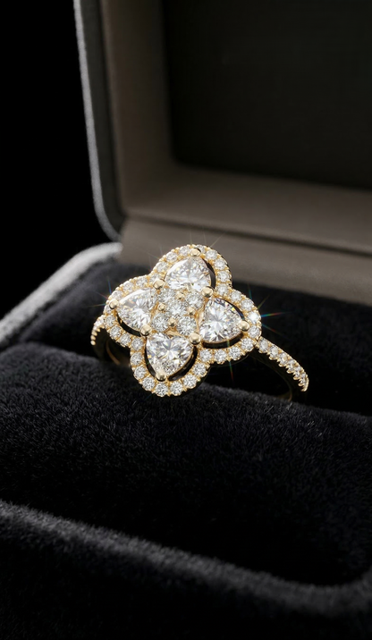 Clover Elegance Ring