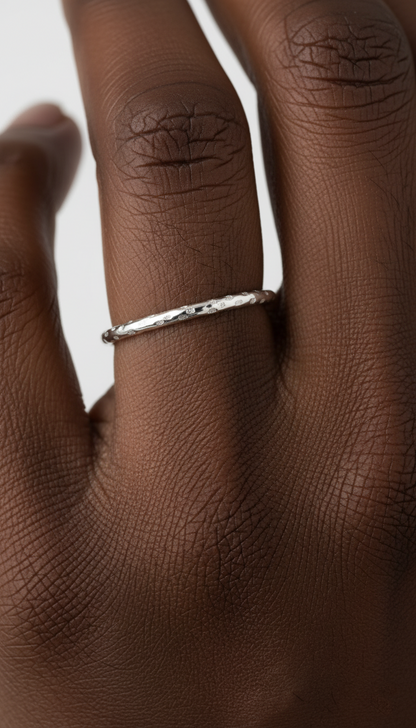 Eterisk Loop Ring