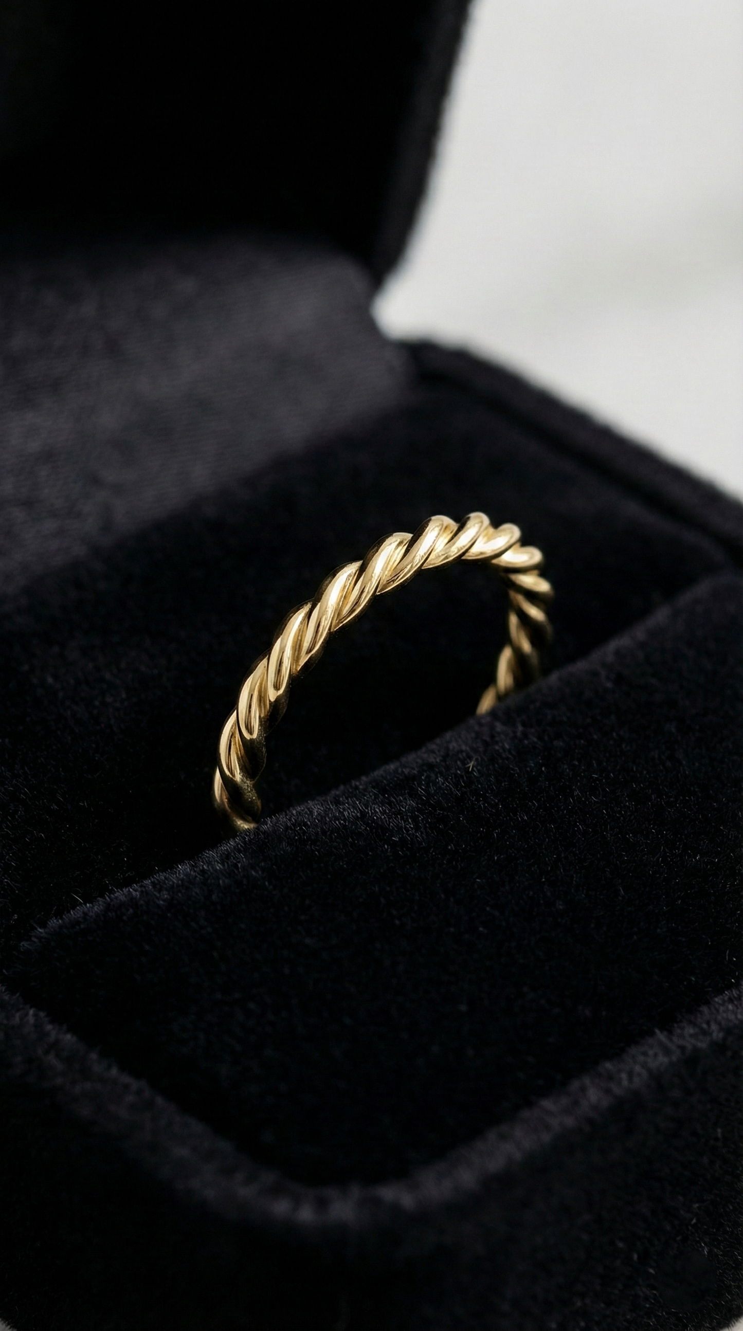 Lunar Loop Ring
