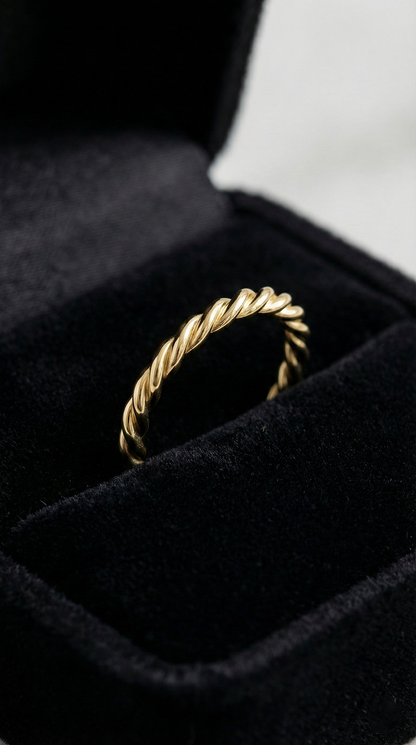 Lunar Loop Ring