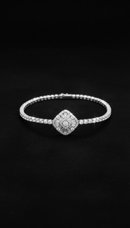 Clover Grace Bracelet