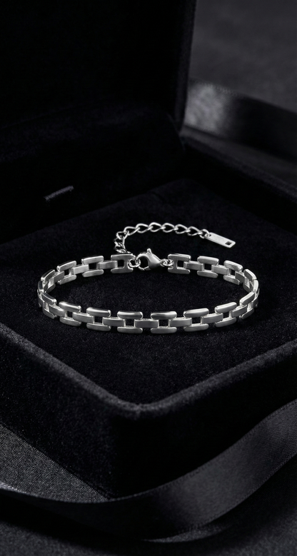 Interlocked Couture Bracelet