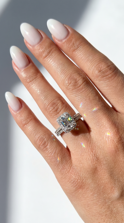 Grandeur Galaxy Ring