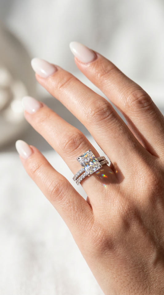 Glimmering Galaxy Ring