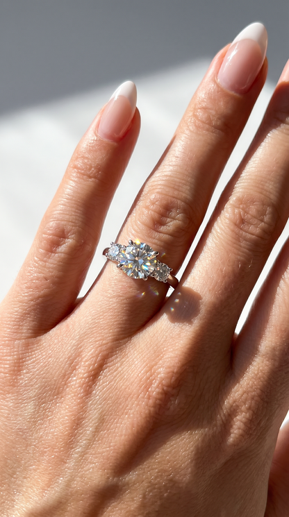 Twinkling Luminosity Ring