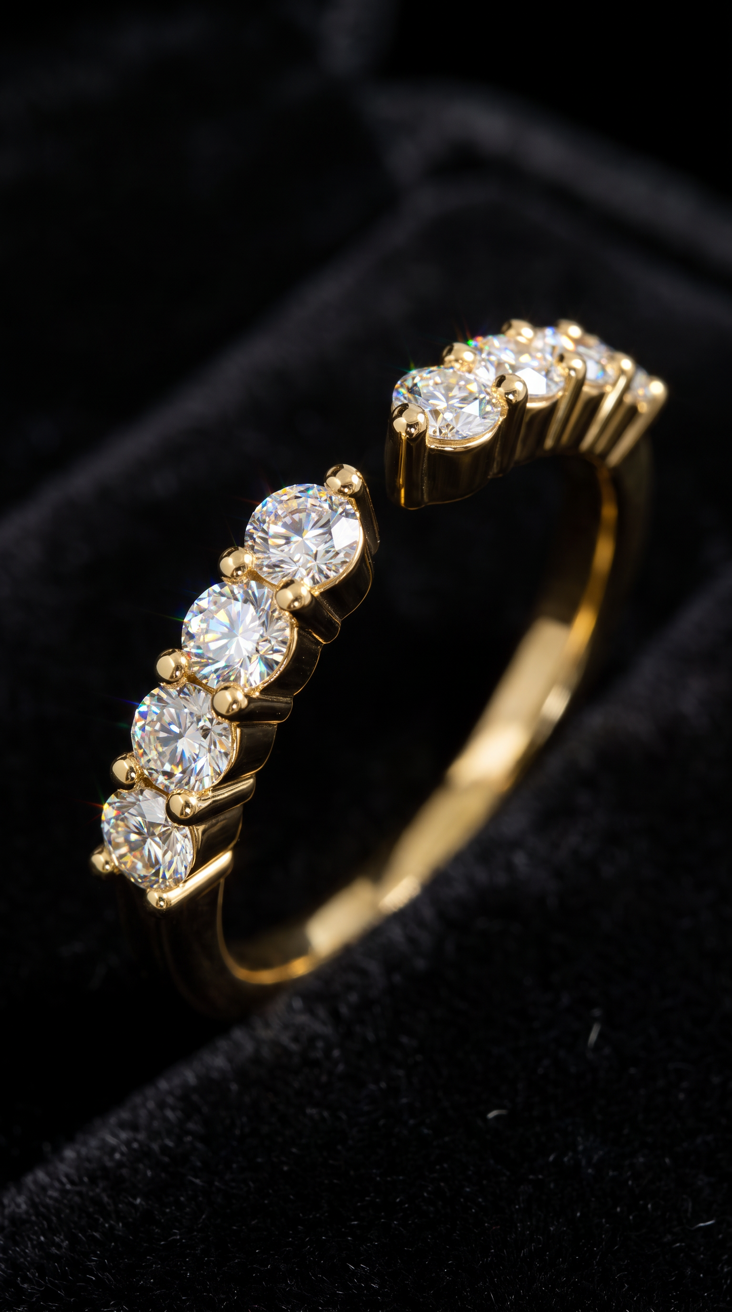 Celestial Embrace Ring Gold