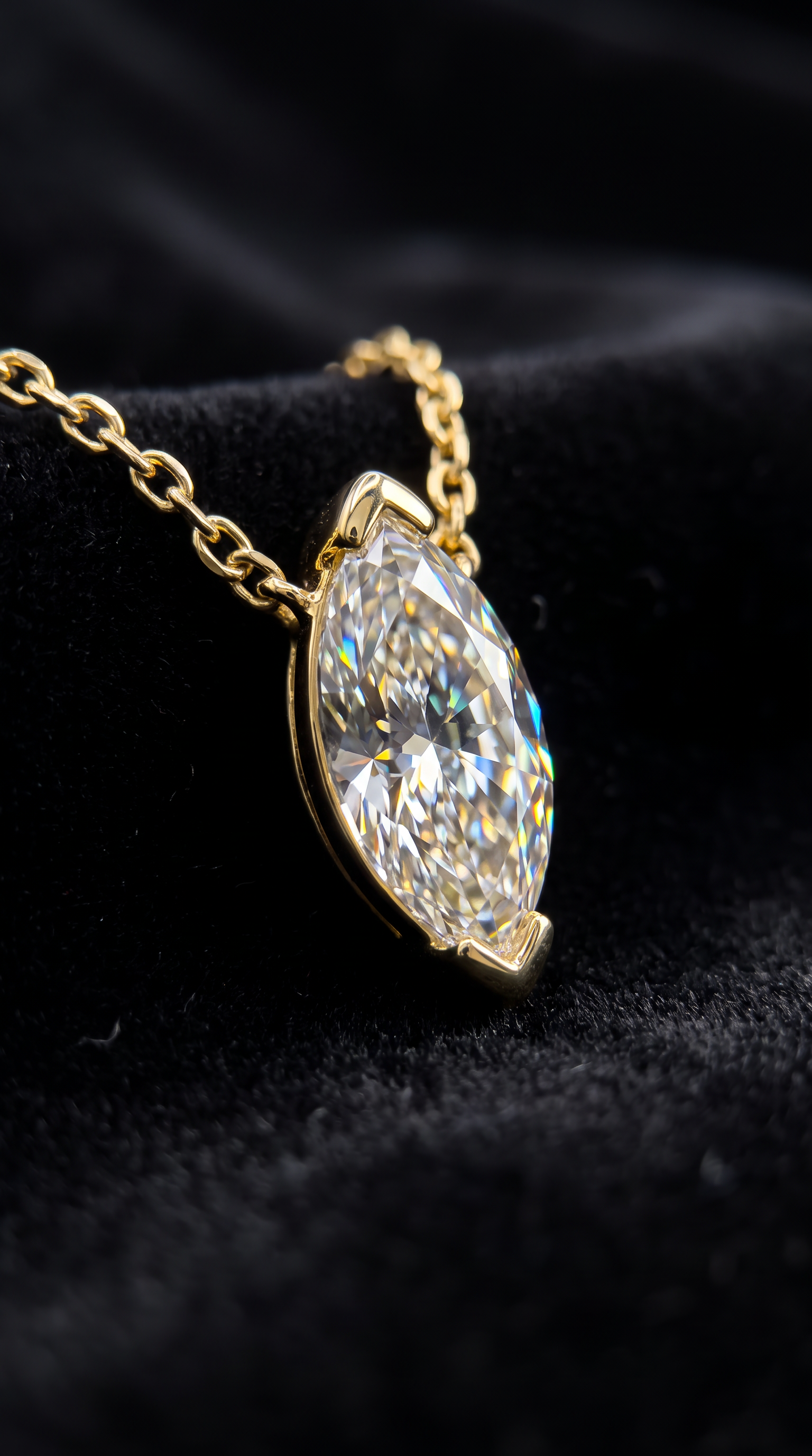Enchanted Petal Necklace Gold