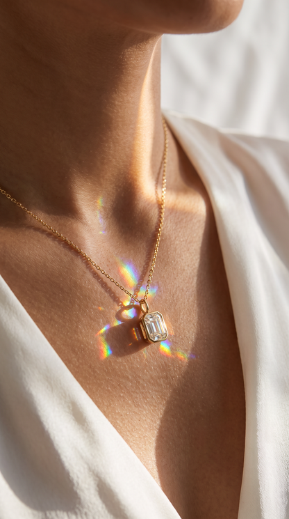 Frosted Prism Necklace Gold