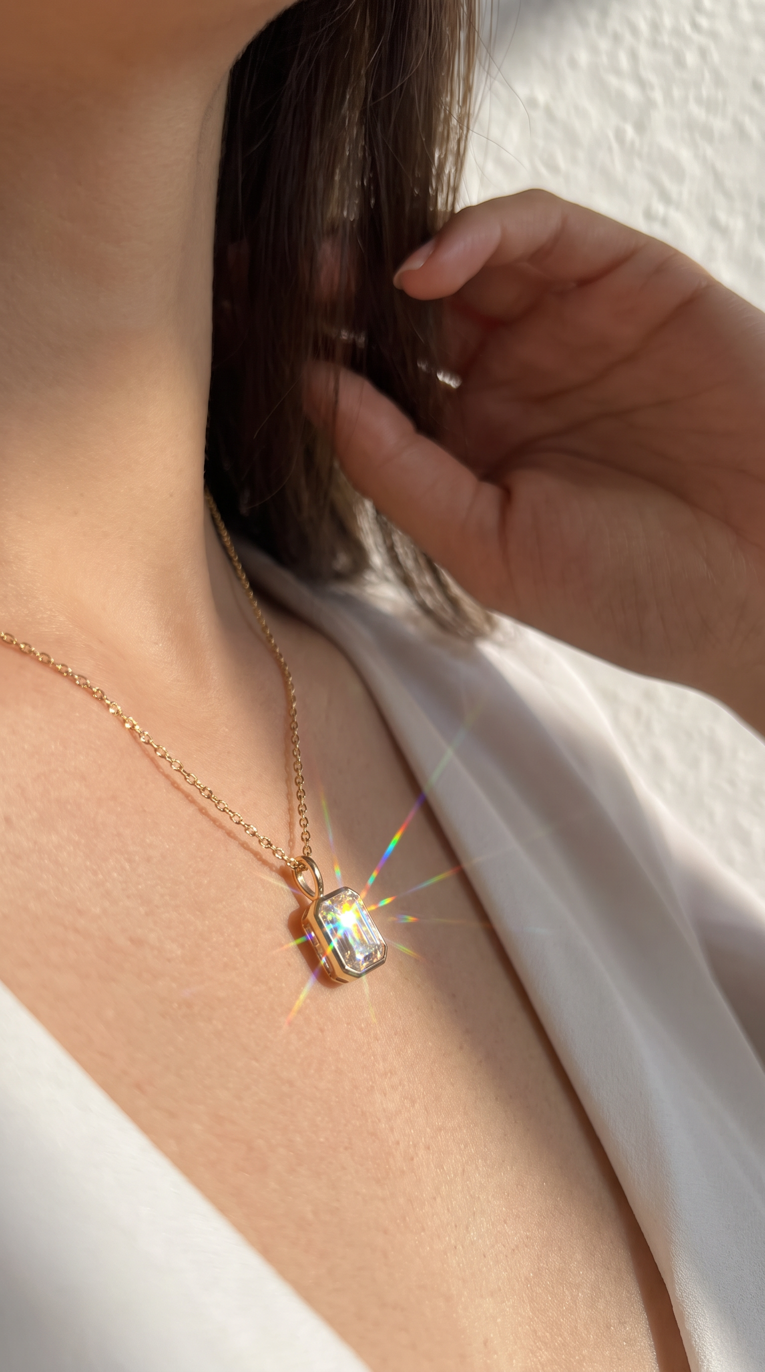 Frosted Prism Necklace Gold