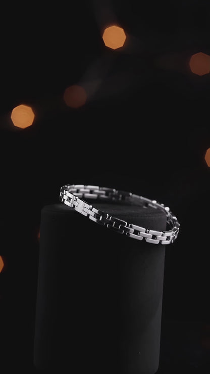 Interlocked Couture Bracelet