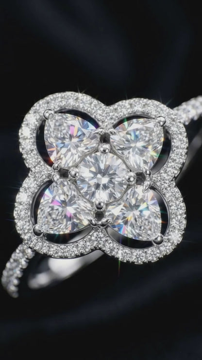 Clover Elegance Ring