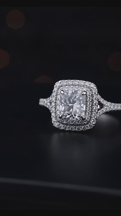 Glänzender Mondlicht-Ring