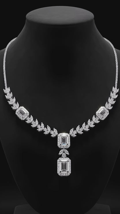 Lustre Royale Necklace