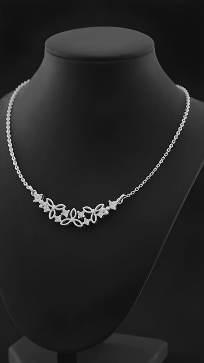 月の子守唄ネックレス