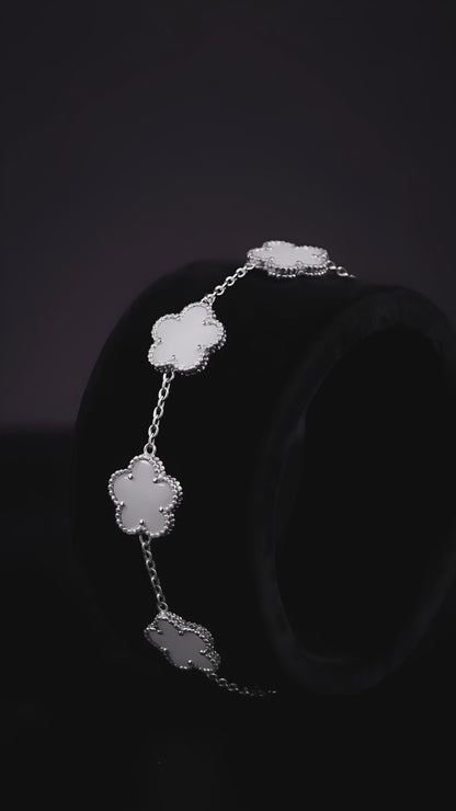 Divine Clover Bracelet