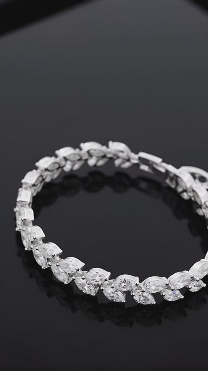 Leafy Embrace Bracelet