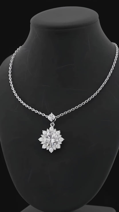 Sparkling Glamour Necklace