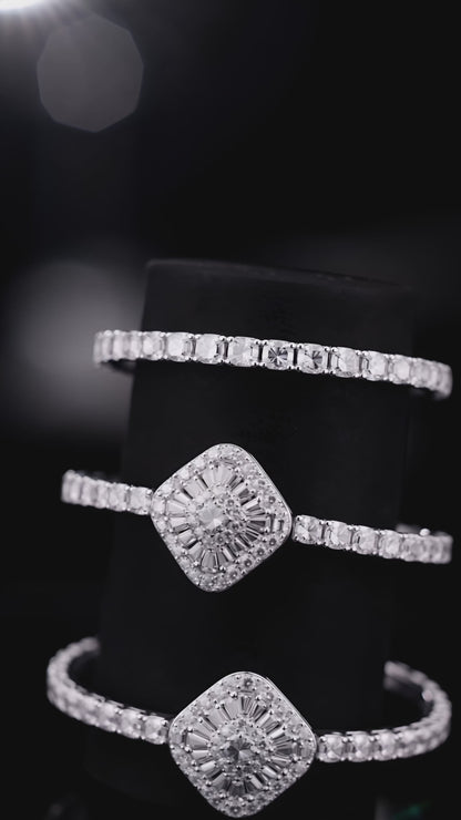 Clover Grace Bracelet