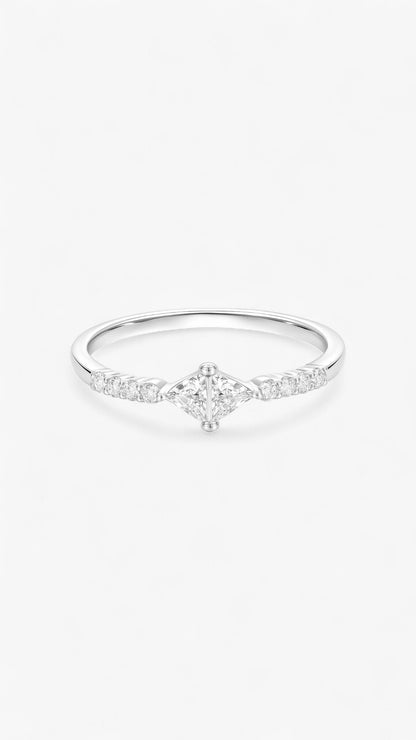 Royal Sparkle Ring