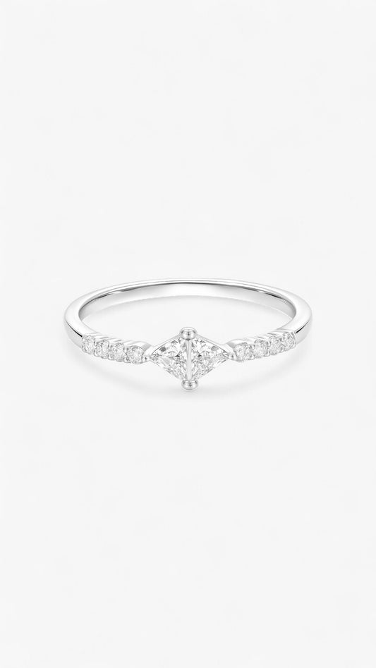 Royal Sparkle Ring