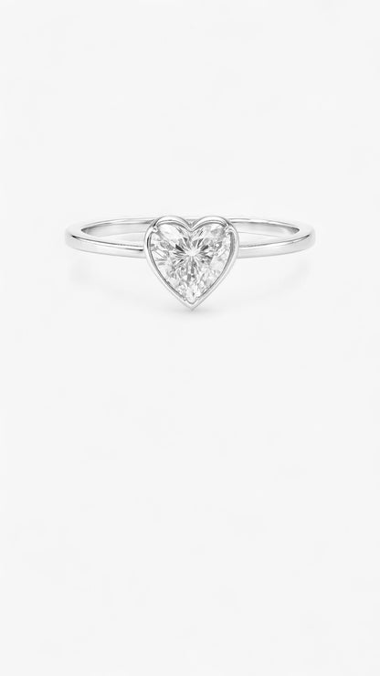Anillo de corazón etéreo