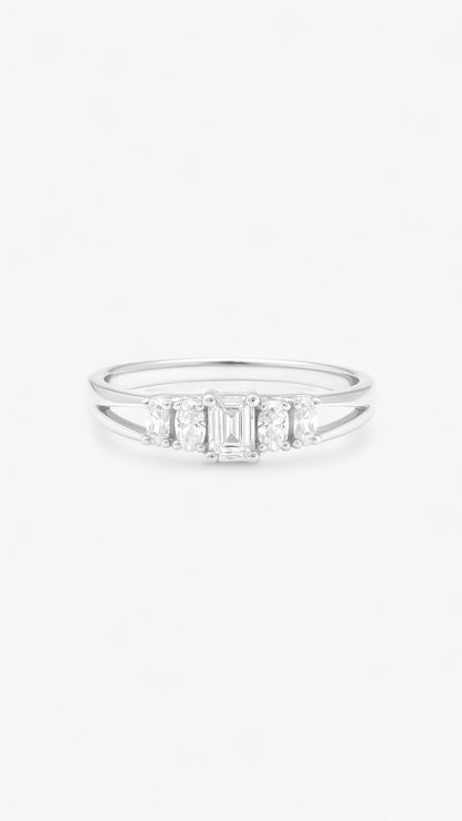 Chic Luminosity Ring