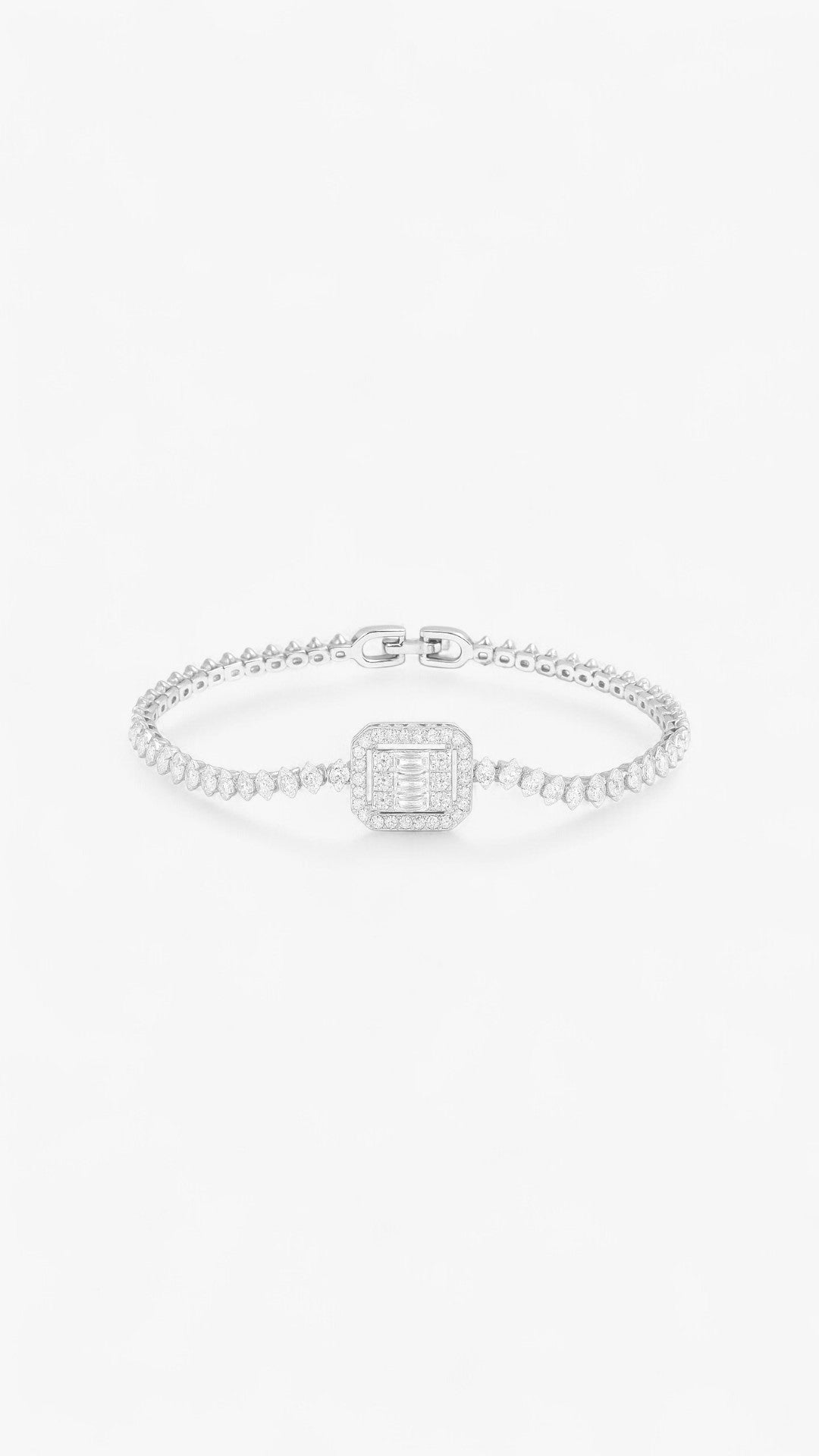 Crowned Gleam Bracelet