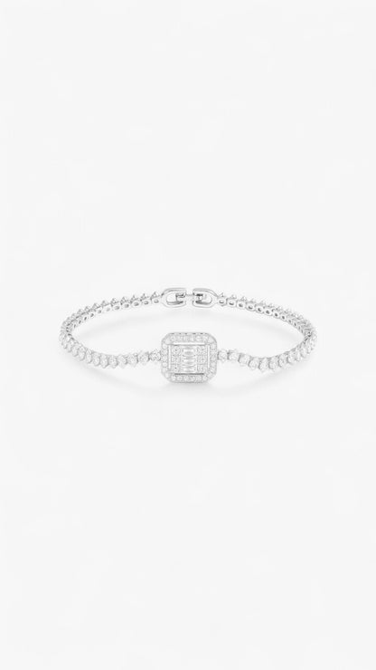 Crowned Gleam Bracelet