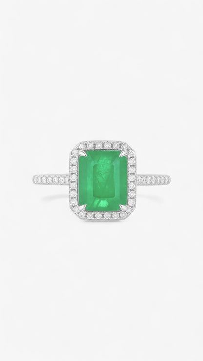Emerald Majesty Ring