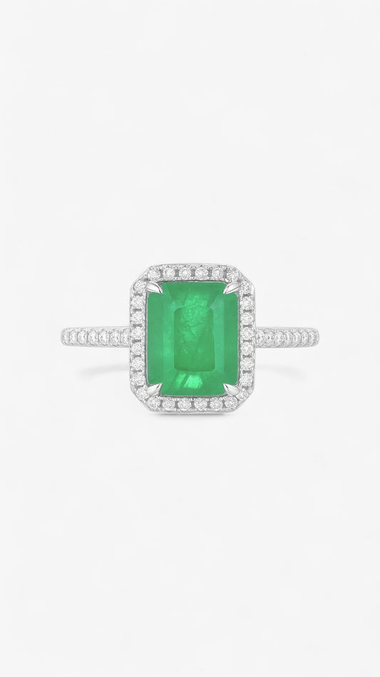 Emerald Majesty Ring