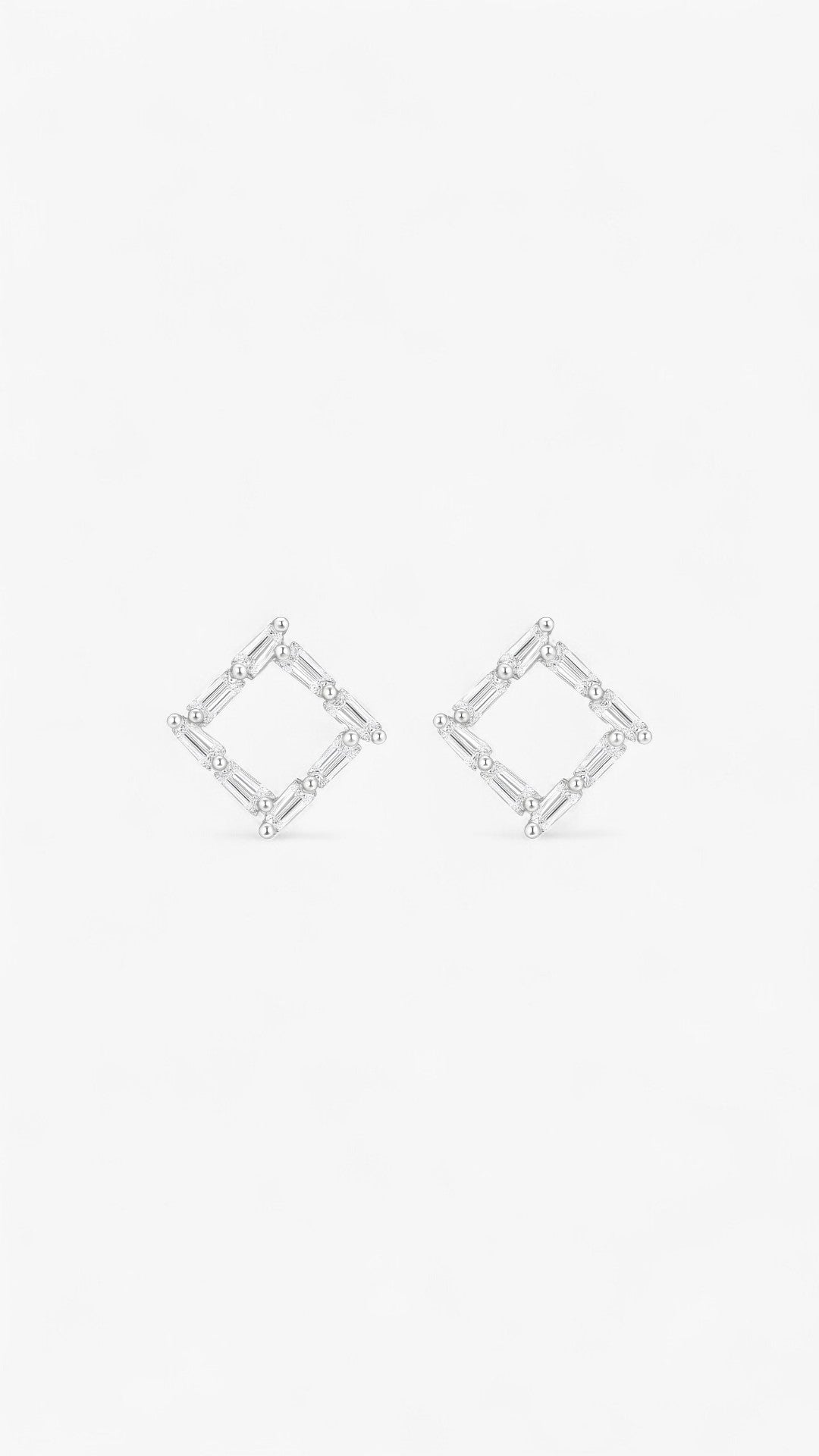 Timeless Refinement Earrings